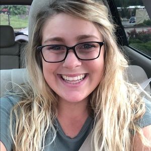 Meet your Posher, Jayde